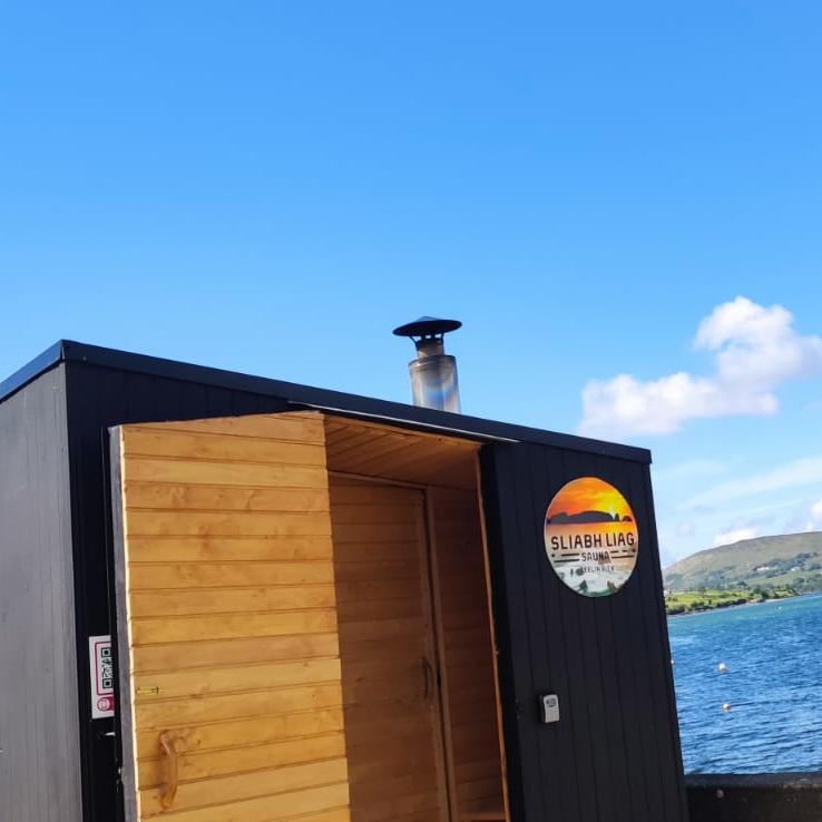 Private Sauna Session (Up to 6 persons) - 60 Mins